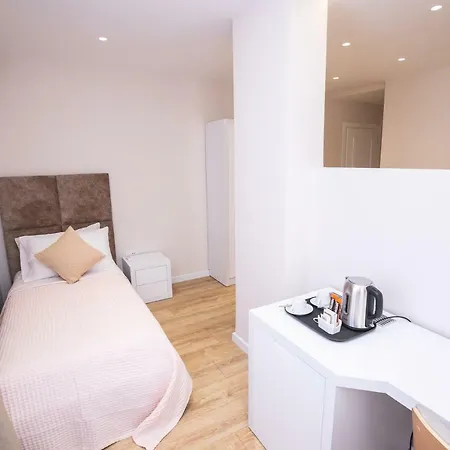 Elior ホテル ティラナ