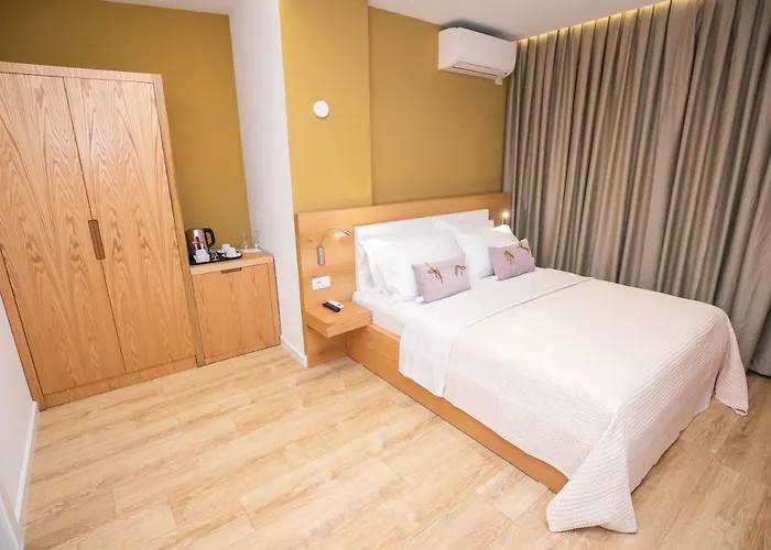 Elior 3* ティラナ